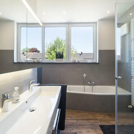 شقة Miralior Mainz, 110 M2 - Perfektes Winterstay Fuer Business, Familie Im Rhein Main! ماينتس