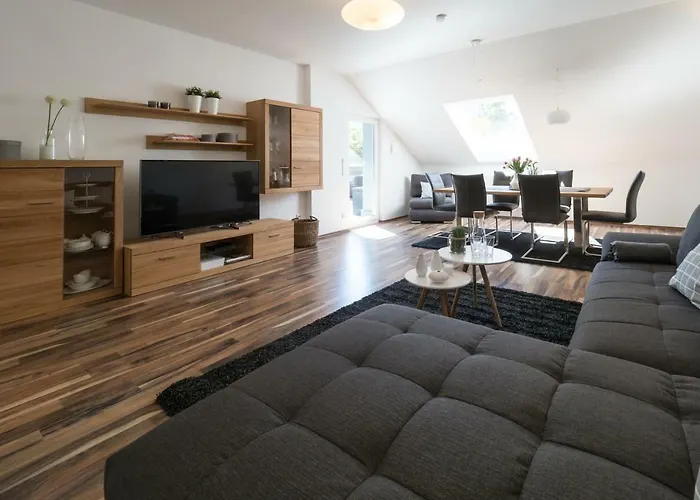 شقة Miralior - 110m2, Terrasse Und Parkplatz - Ideal Fuer Gruppen Und Familien